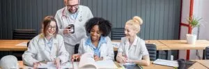 Praxisanleitung in der Ausbildung für die Gesundheits- und Krankenpflege - Relias GmbH