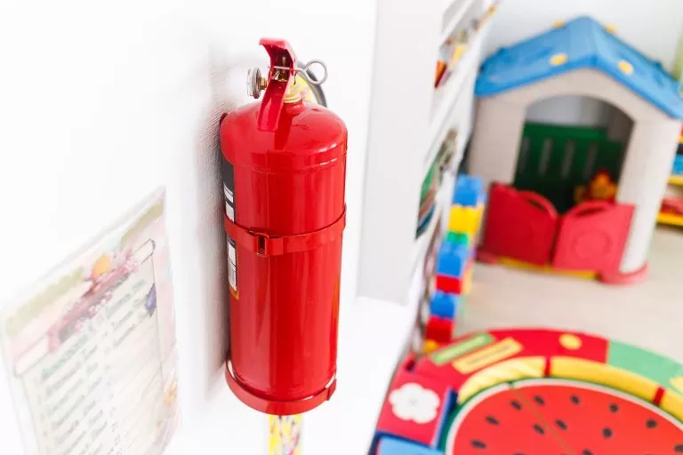 Fire extinguisher for emergency management in kindergarten